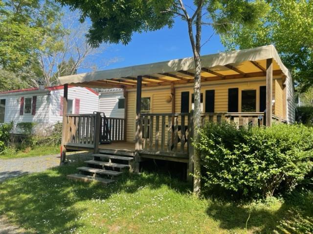 Camping Le Ruisseau Saint-André-de-Seignaux 외부 사진