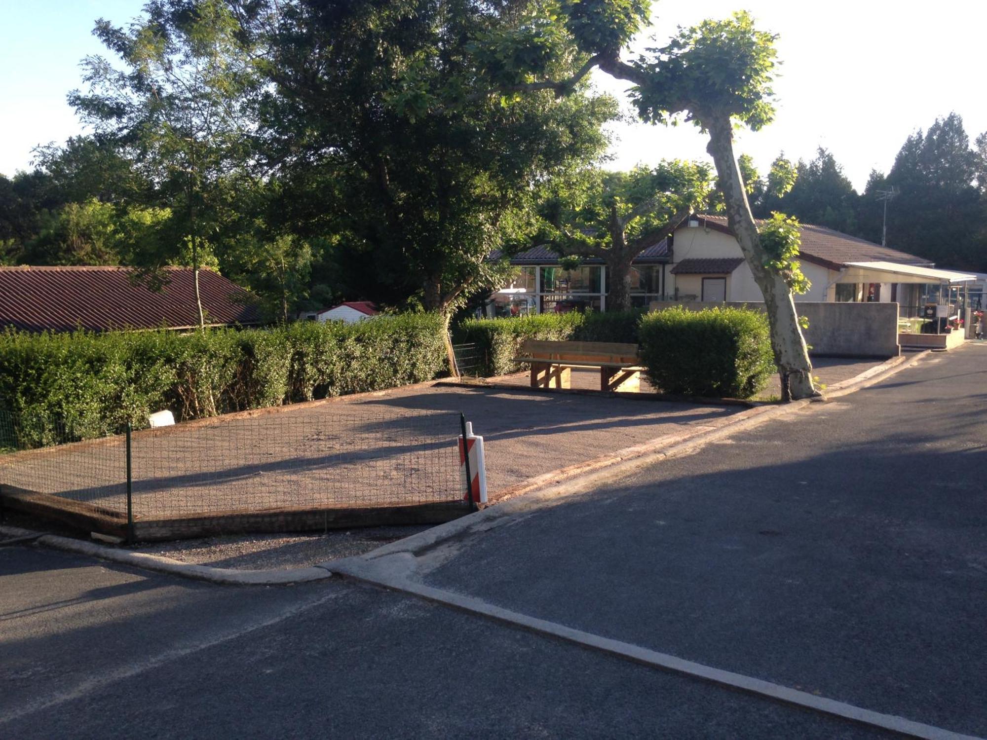 Camping Le Ruisseau Saint-André-de-Seignaux 외부 사진
